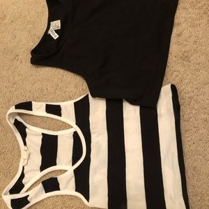 Set of two crop tops
